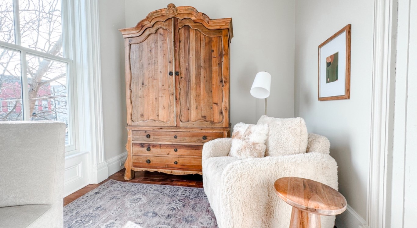 Staging Vacant Homes Interior Designer