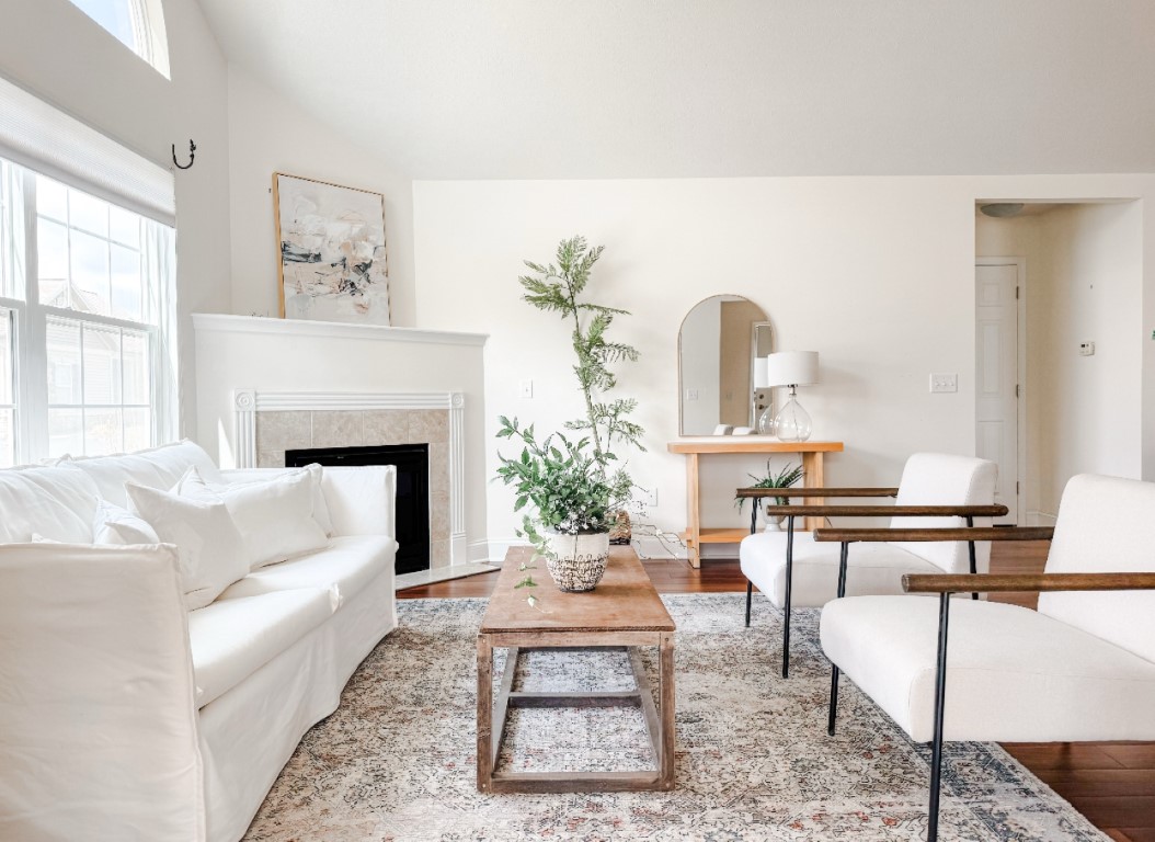 Staging Vacant Homes Interior Designer