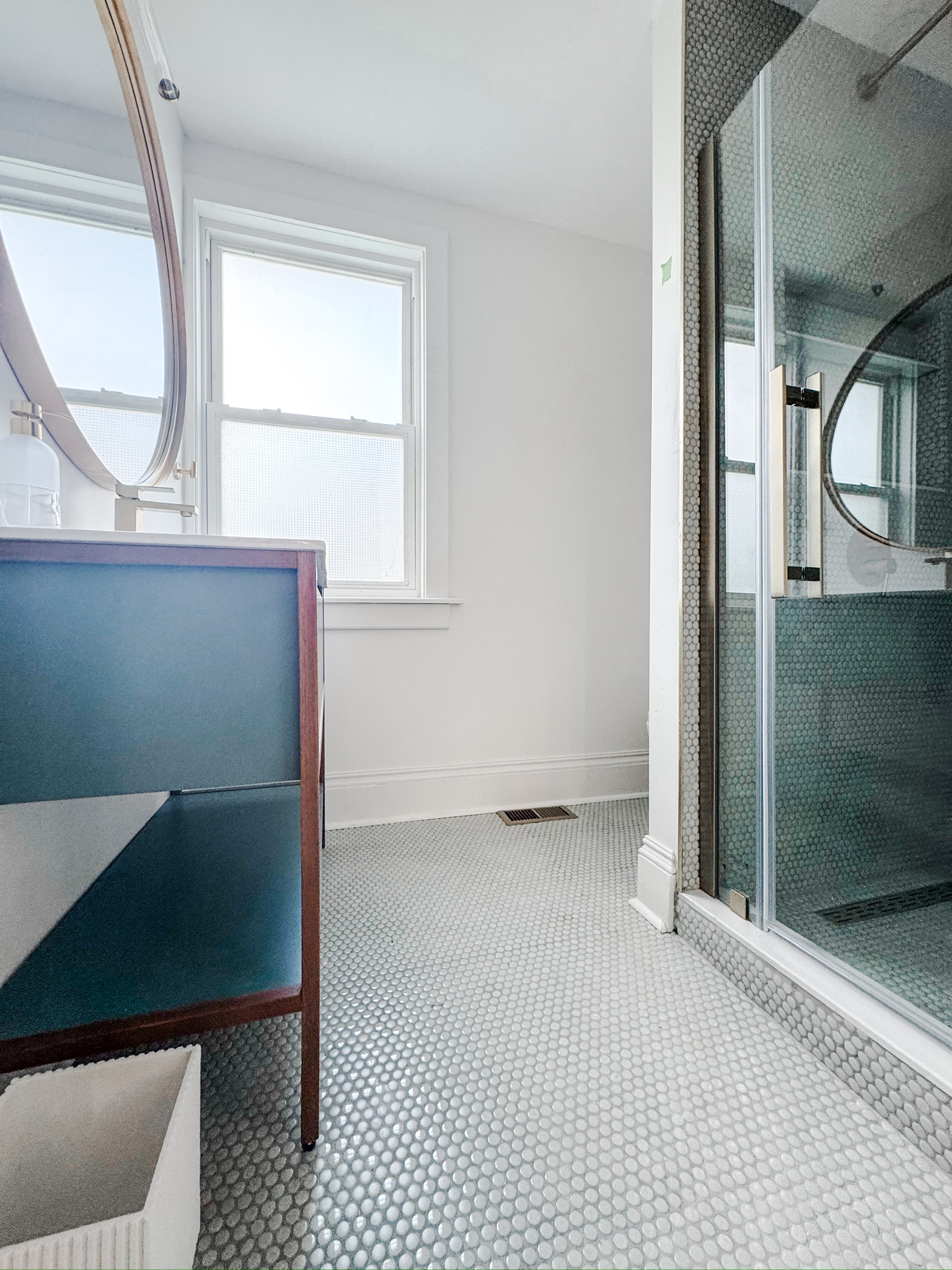 Airbnb Lake View Park II Interior Designer